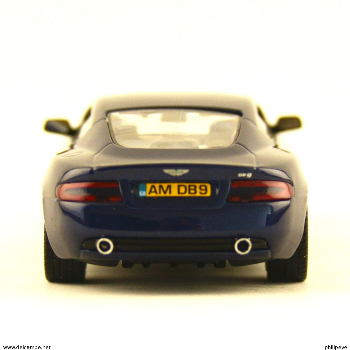 ASTON-MARTIN DB9 2003 - MINICHAMPS 1:43