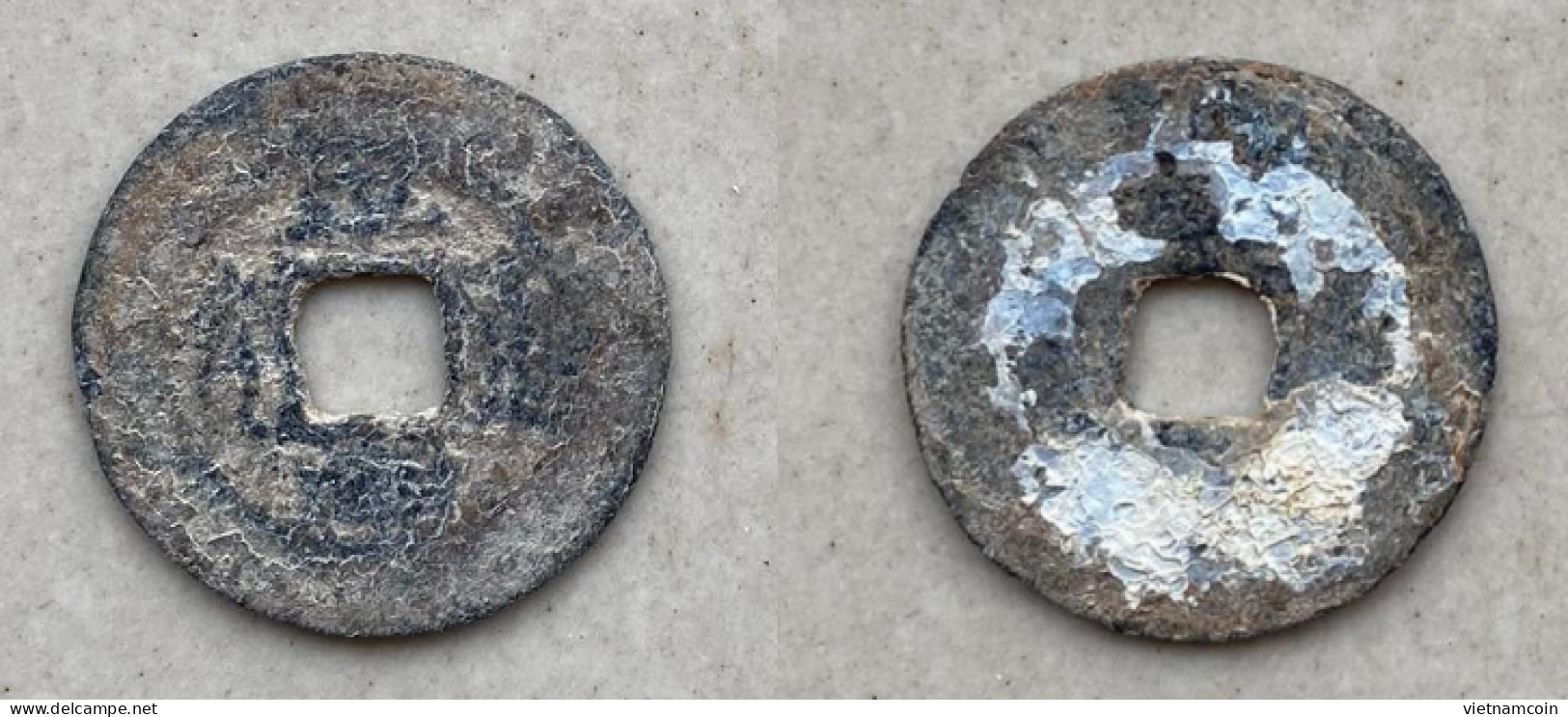 Ancient Annam Coin Binh Nam Thong Bao (zinc Coin) THE NGUYEN LORDS (1558-1778) - Viêt-Nam