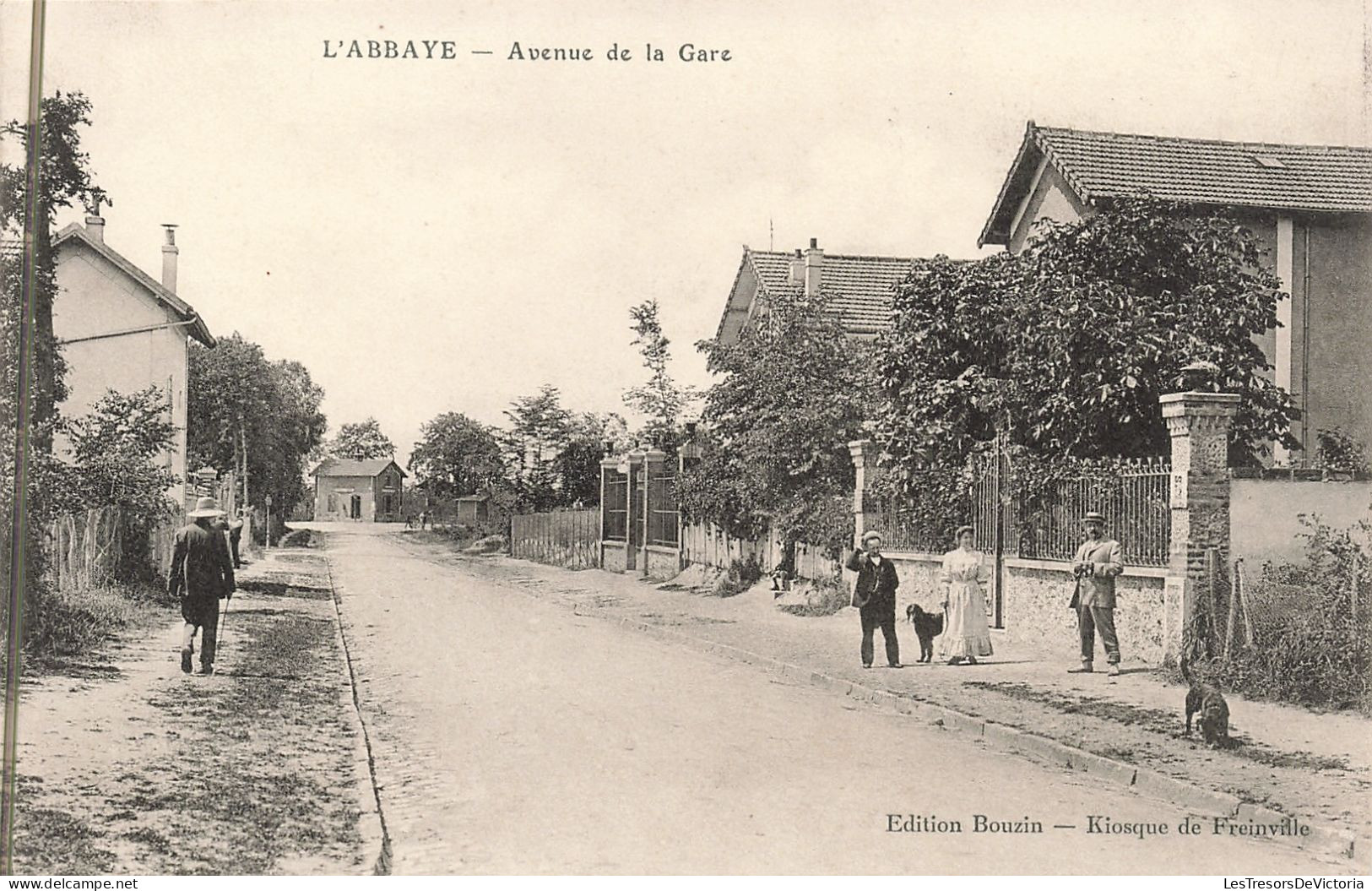 France - L'abbaye - Avenue De La Gare - Edition Bouzin - Animé  - Carte Postale Ancienne - Saint-Brieuc