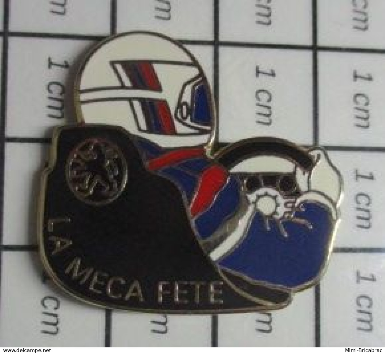 310B Pin's Pins / Beau Et Rare / SPORTS / AUTOMOBILE LA MECAFETE PILOTE RALLYE F1 - Car Racing - F1