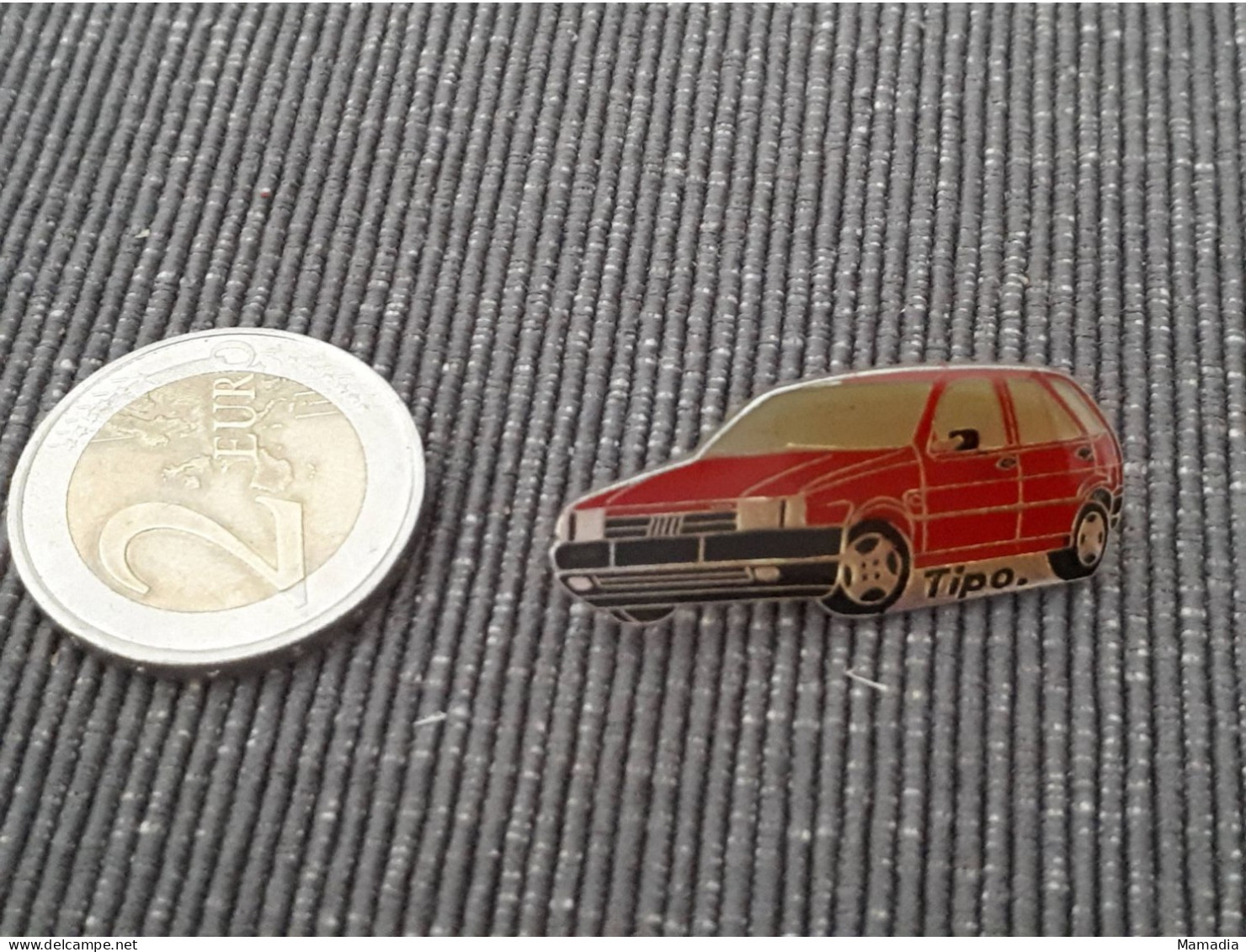 PIN'S PINS VOITURE FIAT TIPO - Fiat