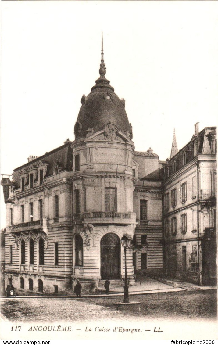 CPA 16 (Charente) Angoulême - La Caisse D'Epargne (banque) TBE - Banques