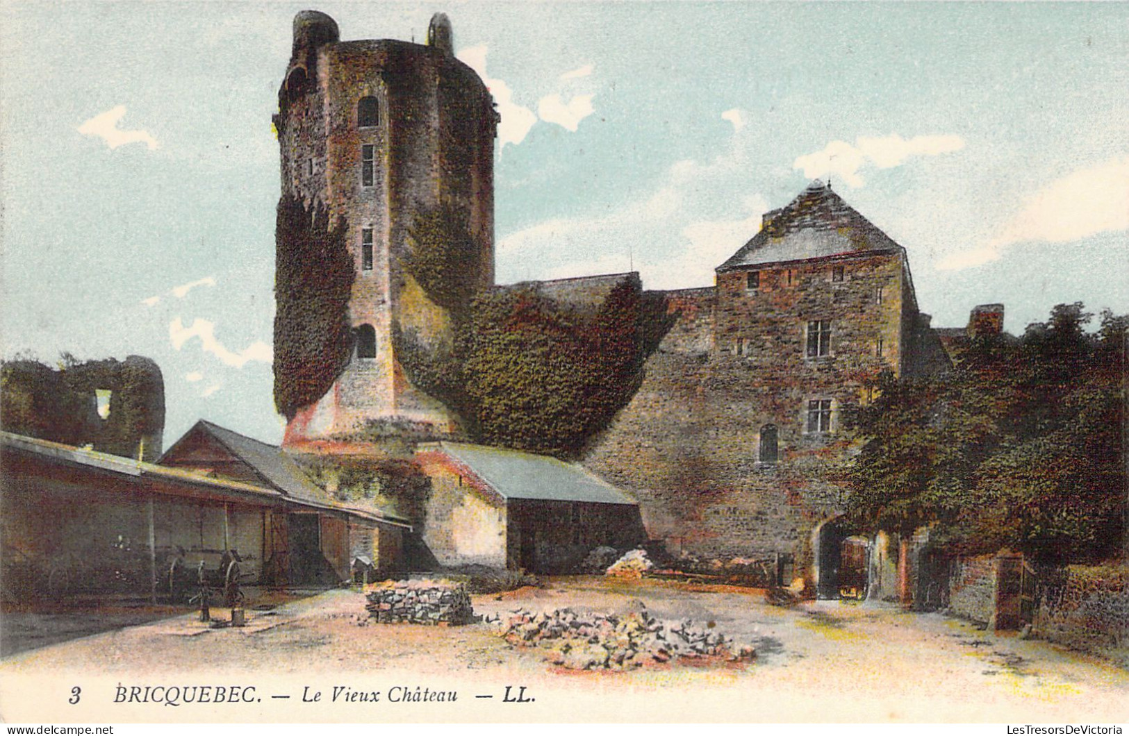 FRANCE - 50 - BRICQUEBEC - Le Vieux Château - LL - Carte Postale Animée - Bricquebec