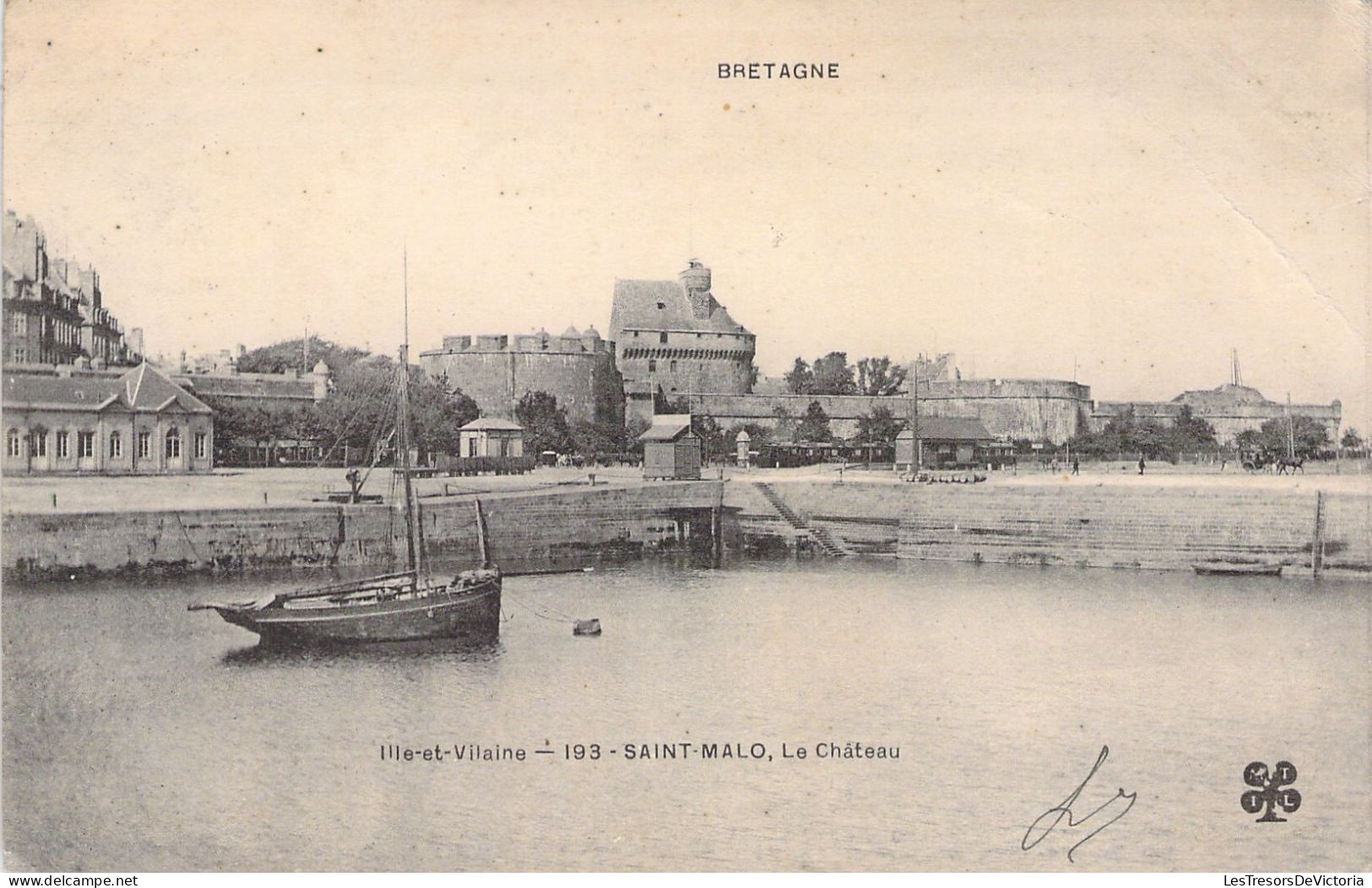 FRANCE - 35 - SAINT MALO - Le Château - Carte Postale Animée - Saint Malo