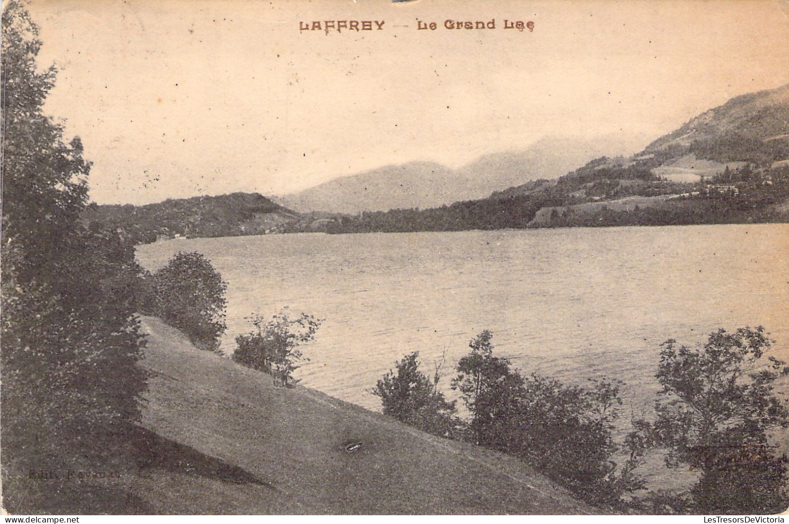 FRANCE - 38 - LAFFREY - Le Grand Lac - Carte Postale Animée - Laffrey