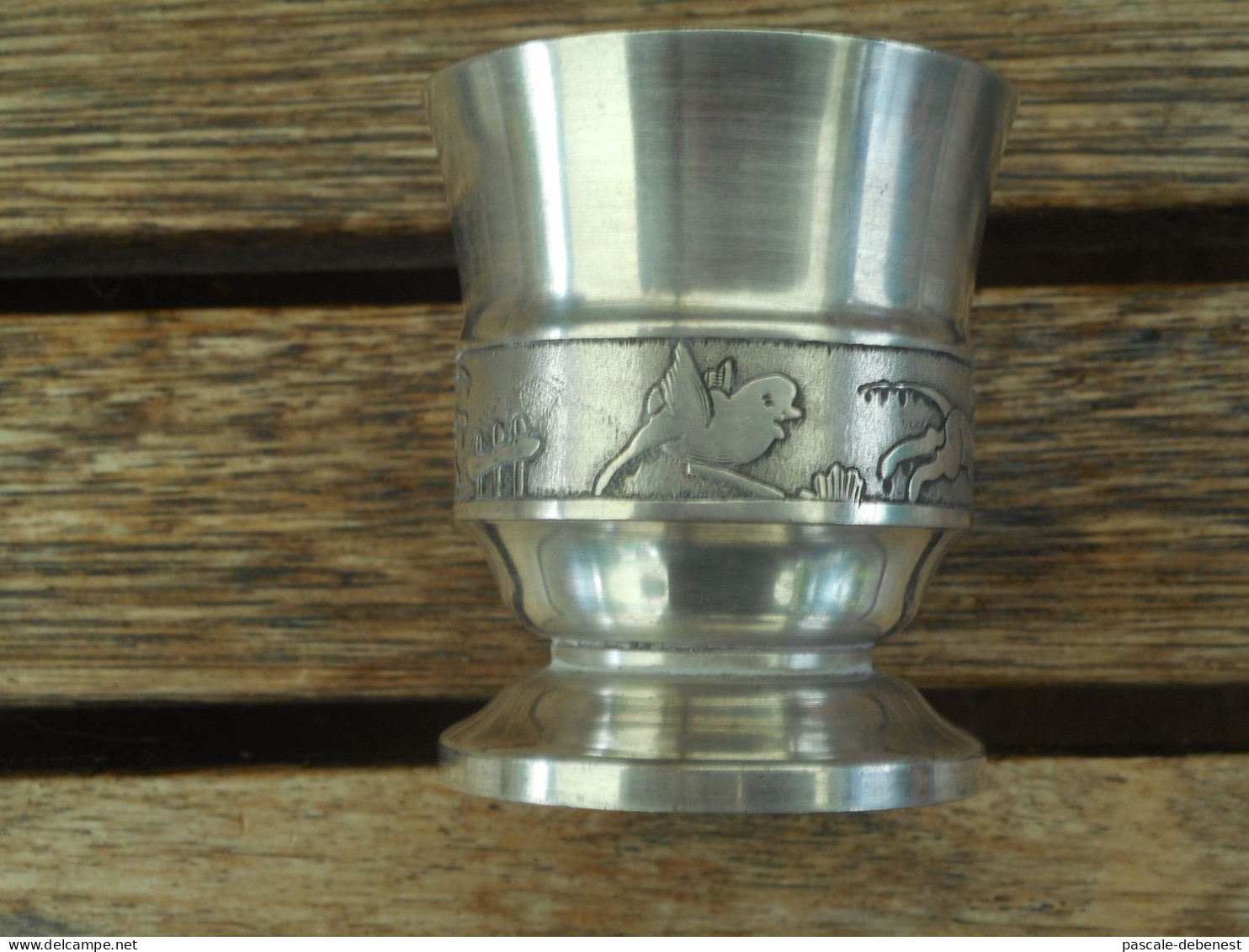 Ancien Coquetier Argent Motif Animaux - Egg Cups