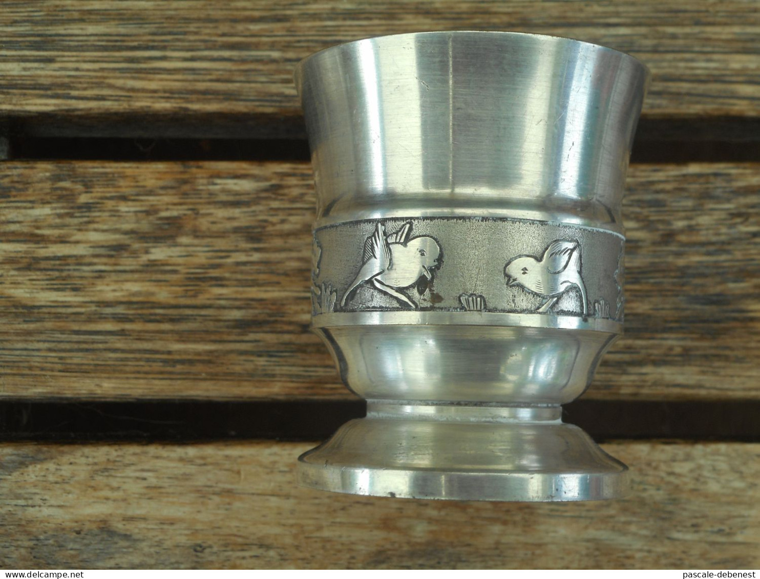 Ancien Coquetier Argent Motif Animaux - Egg Cups