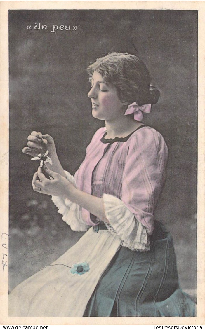 PHOTOGRAPHIE - Lots - Femme - Il m'aime un peu beaucoup passionnément pas du tout - Carte postale ancienne