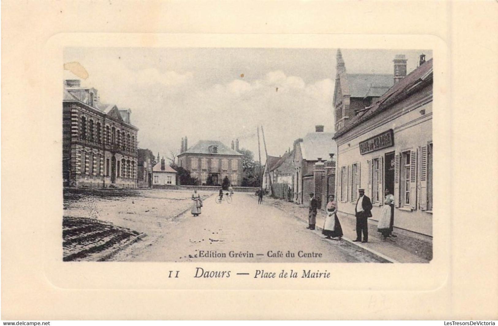 FRANCE - 80 - Daours - Place De La Mairie - Carte Postale Ancienne - Andere & Zonder Classificatie