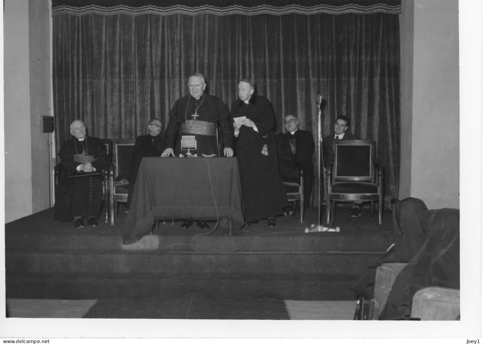 Photo  Archevêque De Paris,Maurice Feltin,Studio Dabo Paris,Format 13/18,1955 - Personnes Identifiées