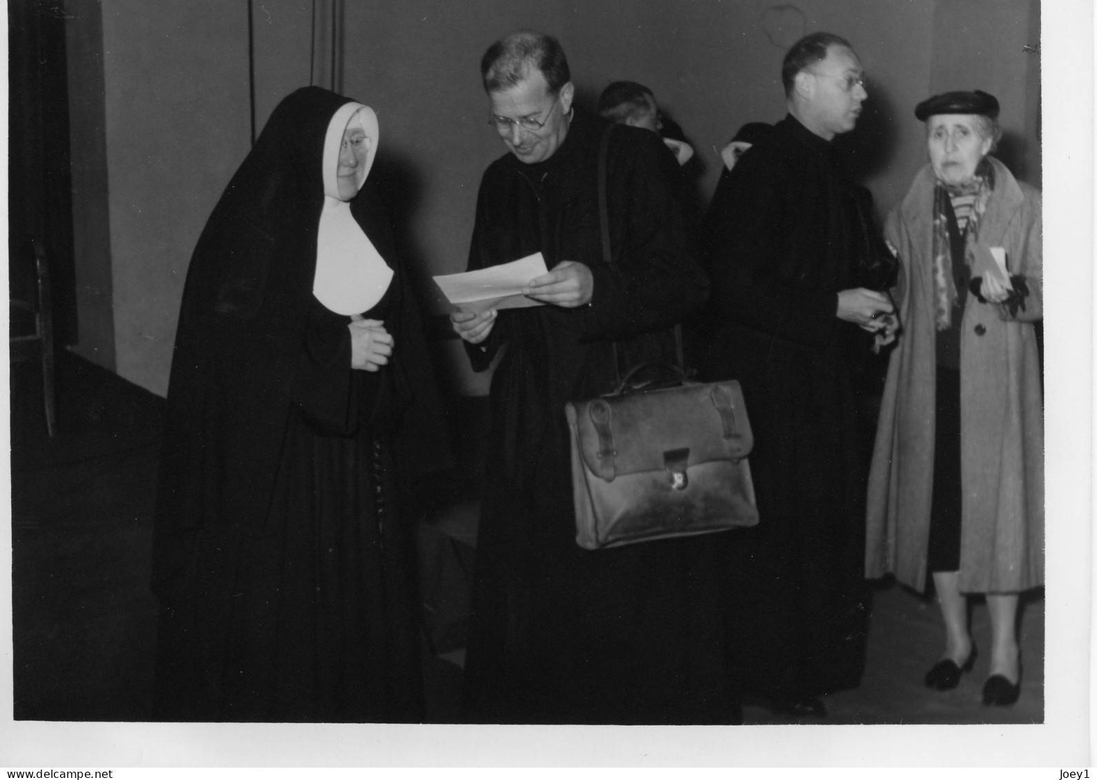 Photo  Réunion Ecclésiastique Paris,Studio Dabo Paris,Format 13/18, Années 50 - Geïdentificeerde Personen