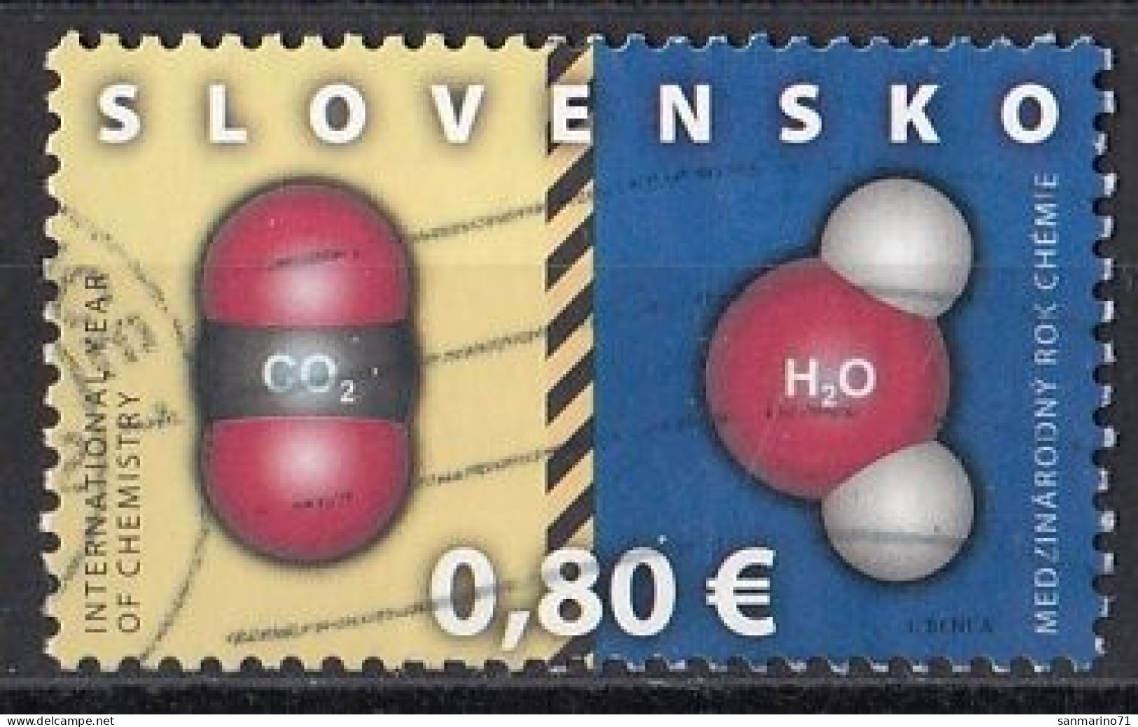 SLOVAKIA 652,used,falc Hinged - Usados