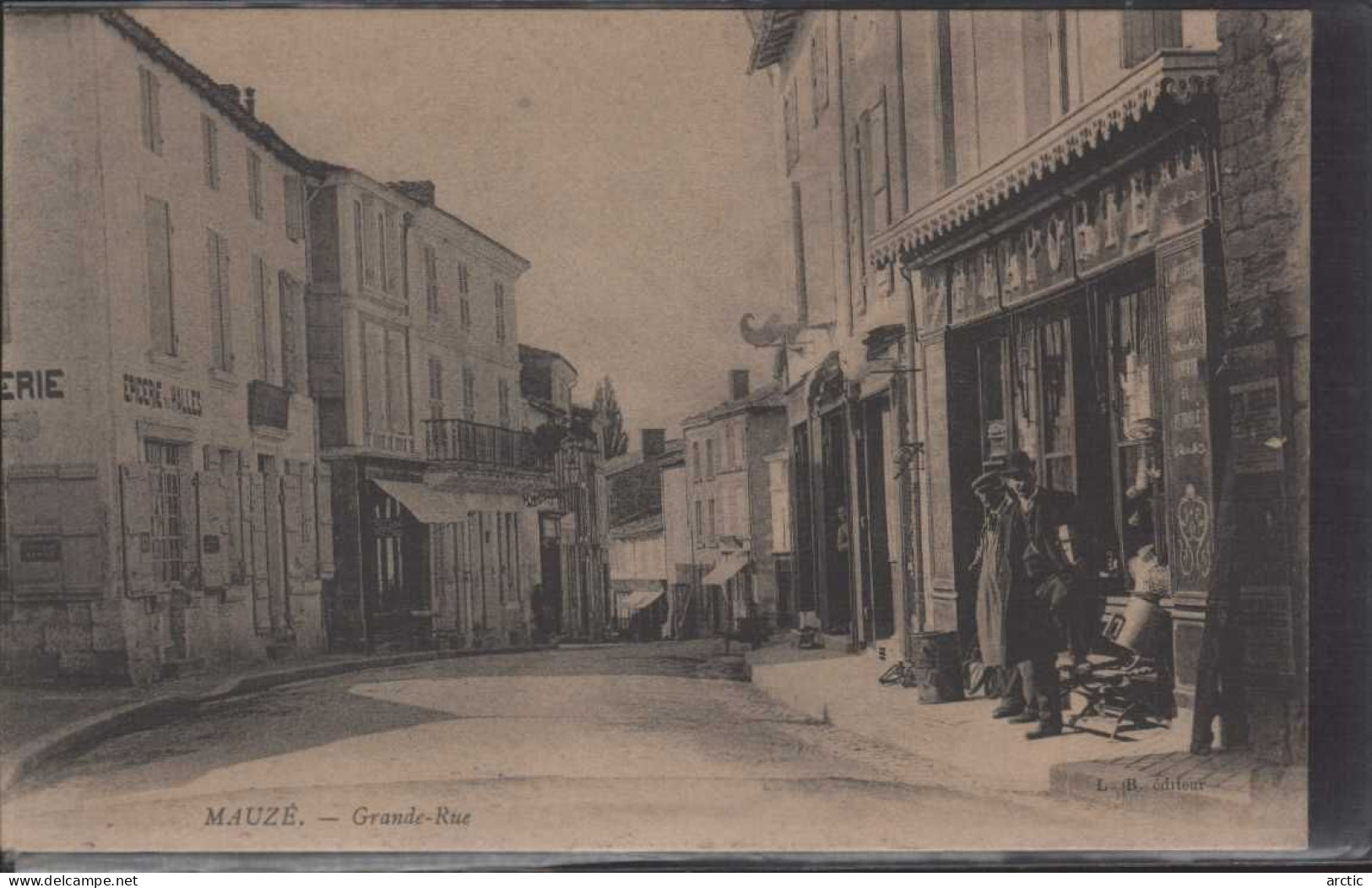 MAUZE Grande Rue épicerie Des Halles , Ets Laporte - Mauze Sur Le Mignon