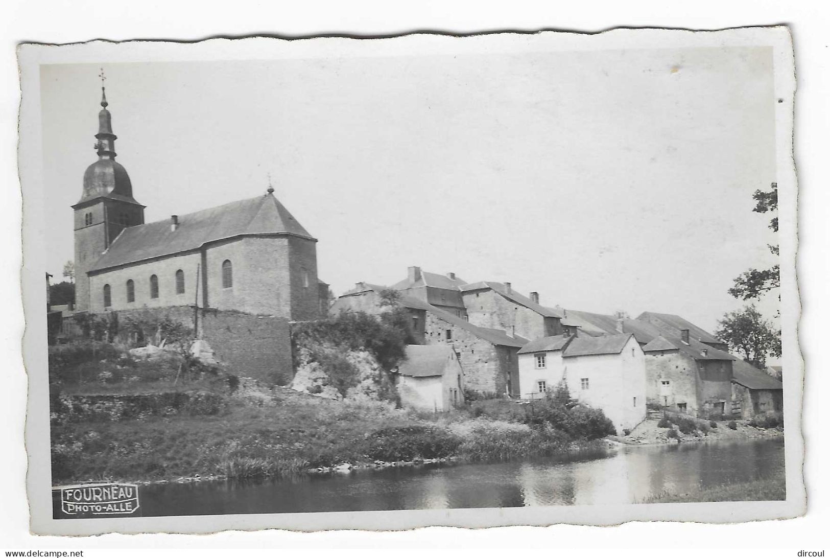 51454  Chassepierre   L'église Le  Moulin  Carte  Photo - Chassepierre