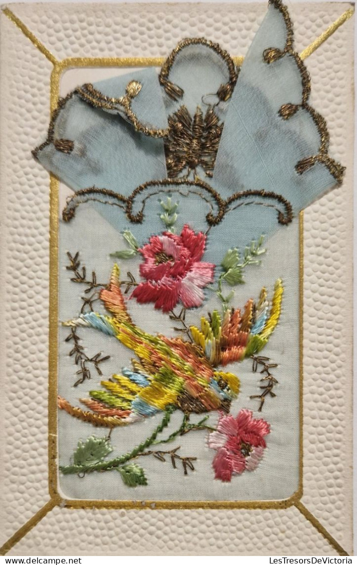 FANTAISIES - BRODEES - Carte Brodée - Oiseau - Fleur - Tissu Brodée - Carte Postale Ancienne - Embroidered