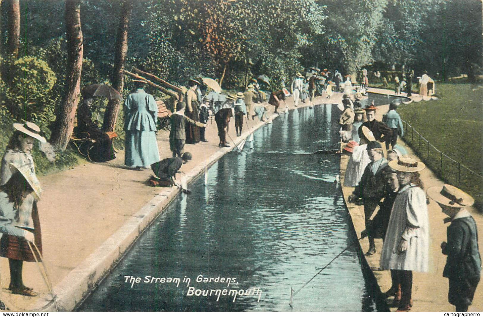 Postcard UK England Dorset > Bournemouth The Stream In Gardens - Bournemouth (from 1972)