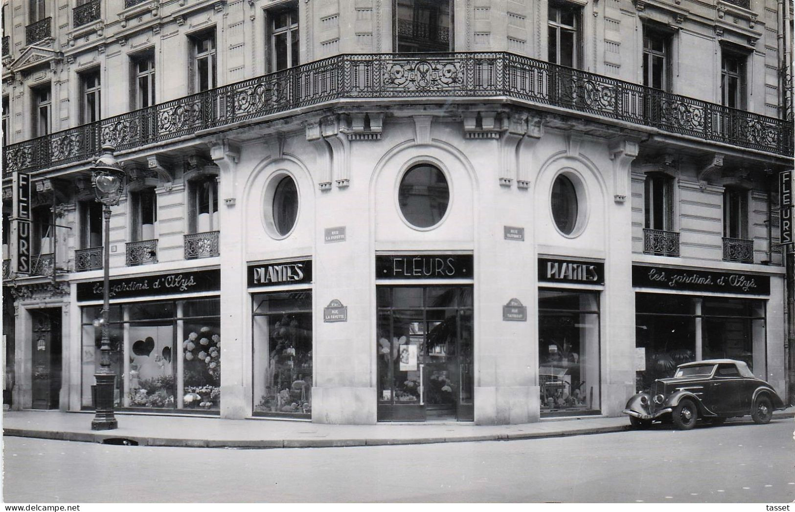 PARIS IXe :Fleuriste -  Les Jardins D'Alys  (Chez Alice MARSIN) 18 Rue Lafayette Voiture Décapotable - Magasins