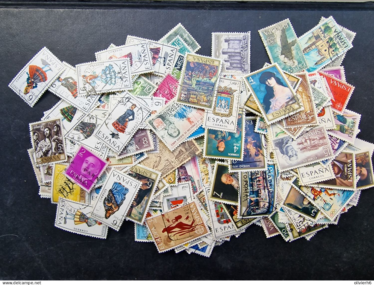 PETITE COLLECTION TIMBRES OBLITERES ESPAGNE ESPANA (1 Vue) +/- 390 Timbres - Collections