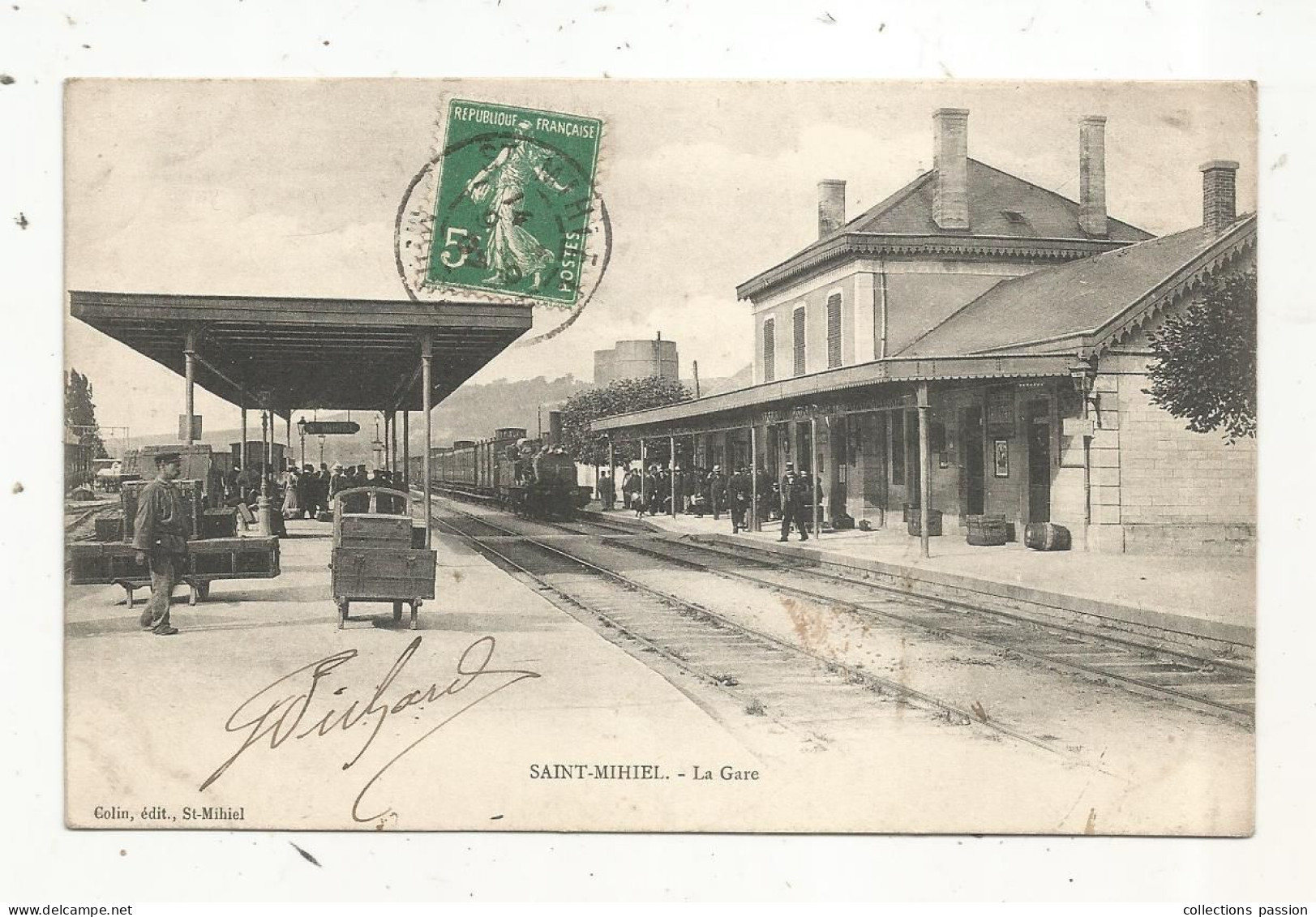 Cp, Chemin De Fer, La Gare Avec Train, 55 , SAINT MIHIEL,  Voyagée - Estaciones Con Trenes