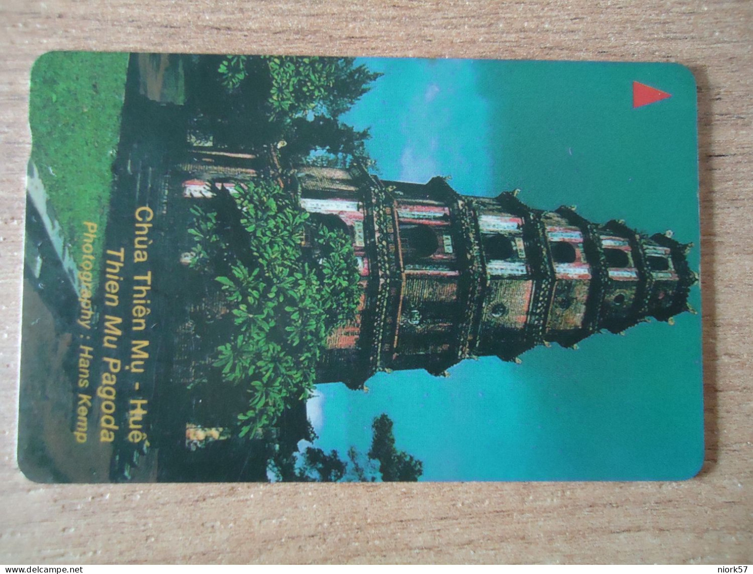 VIETNAM  USED CARDS LANDSCAPES  MONUMENTS - Vietnam