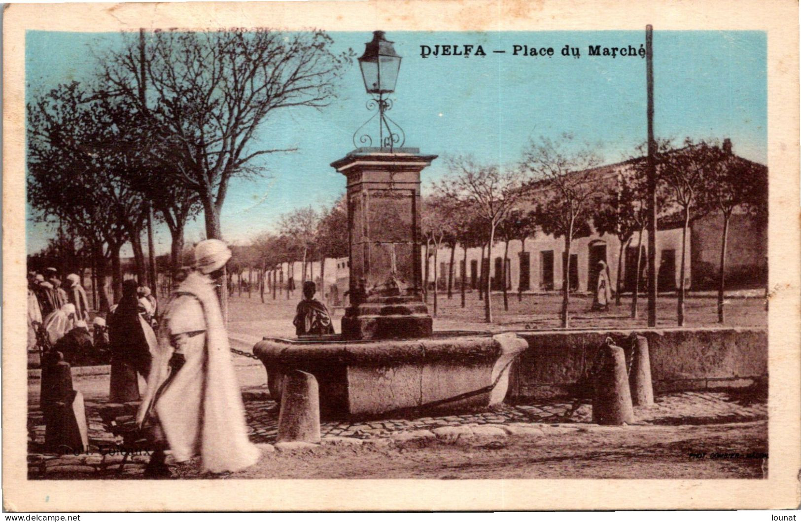 Algérie - DJELFA - Place Du Marché (état : Manque Timbre) - Djelfa