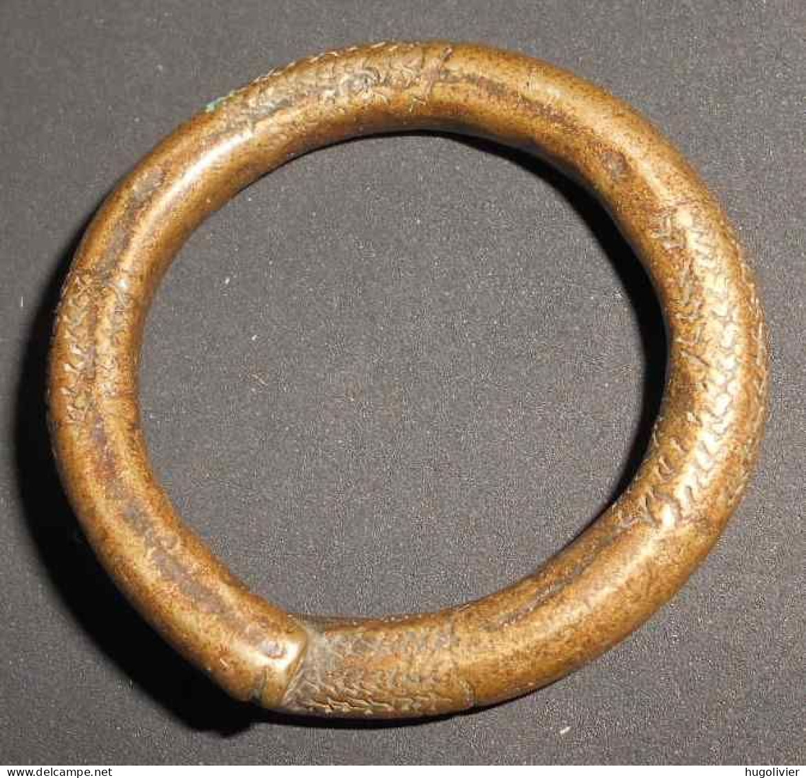 Congo Belge Manille Monnaie Bracelet Précoloniale Indigène 17e Siècle à Colonisation Katanga  34,42 Gr Diametre 4,5 Cm - Other & Unclassified