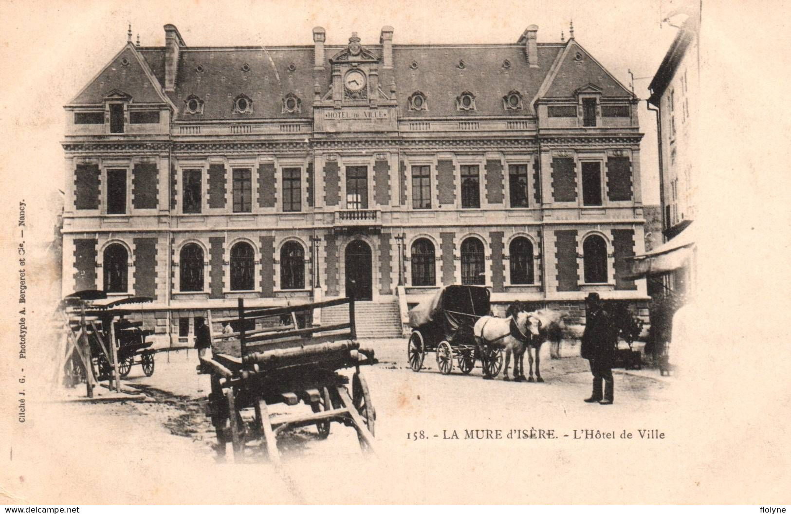 La Mure D'isère - Place De L'hôtel De Ville - Attelage - La Mure