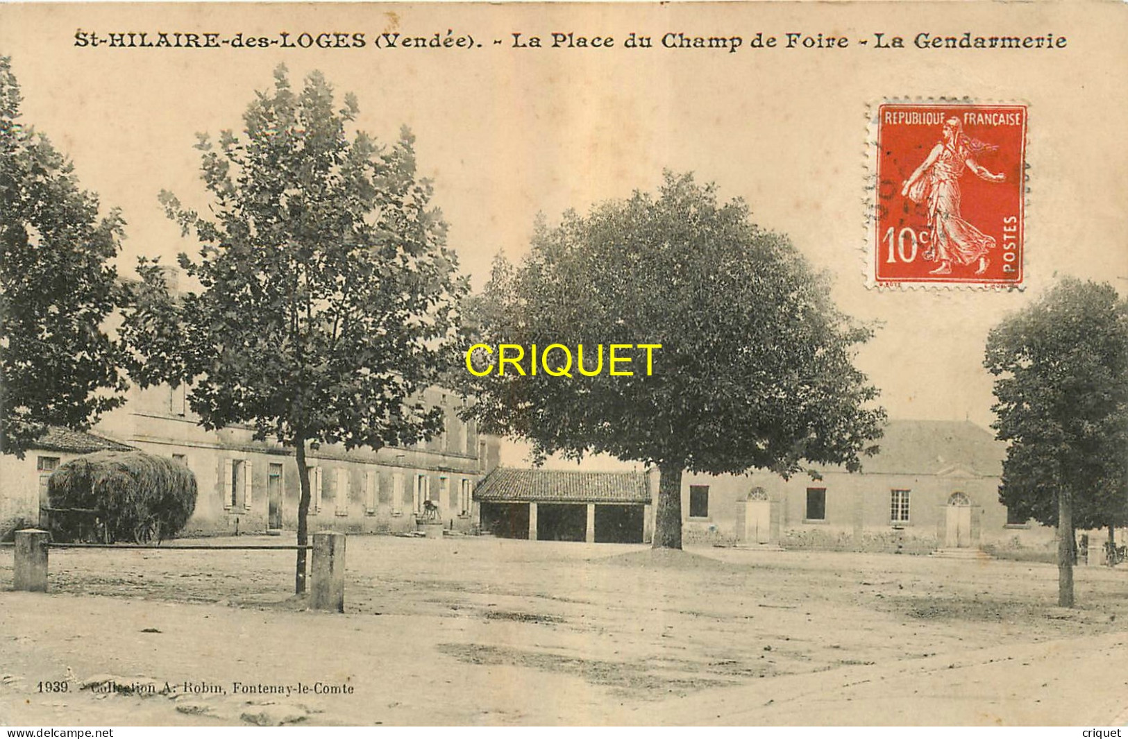 85 St Hilaire Des Loges, PLace Du Champ De Foire, La Gendarmerie - Saint Hilaire Des Loges