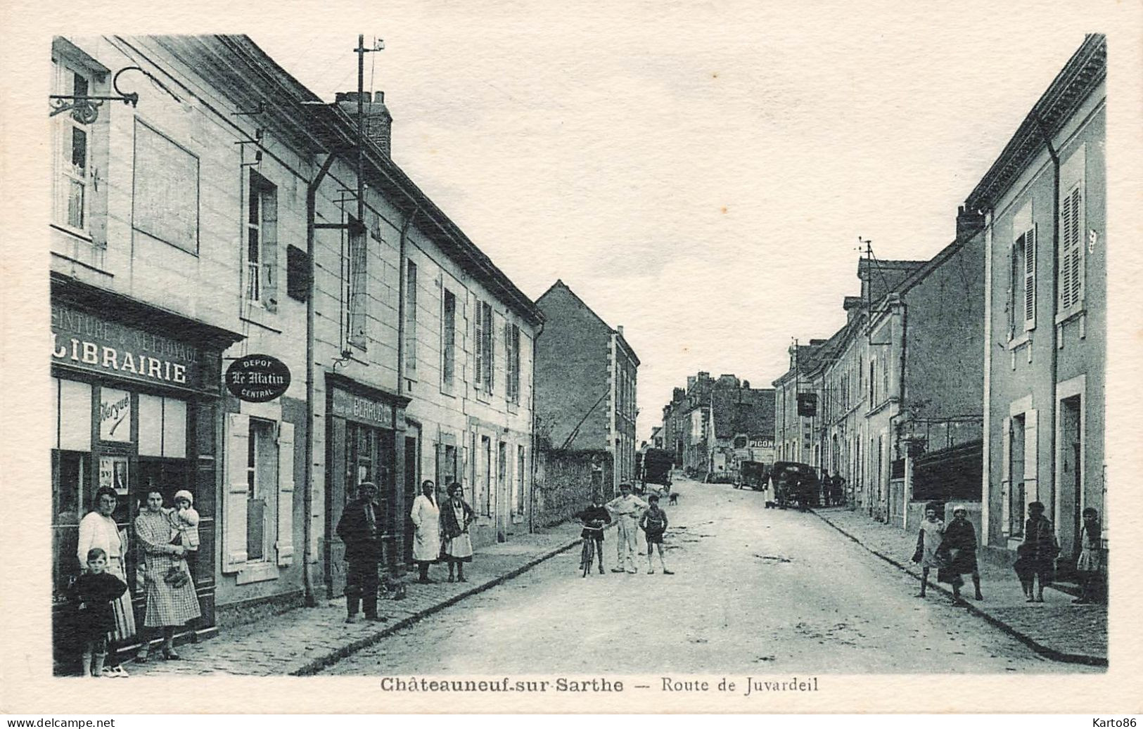 Châteauneuf Sur Sarthe * Route De Juvardeil * Librairie * Commerce BERRUE * Magasins * Villageois - Chateauneuf Sur Sarthe