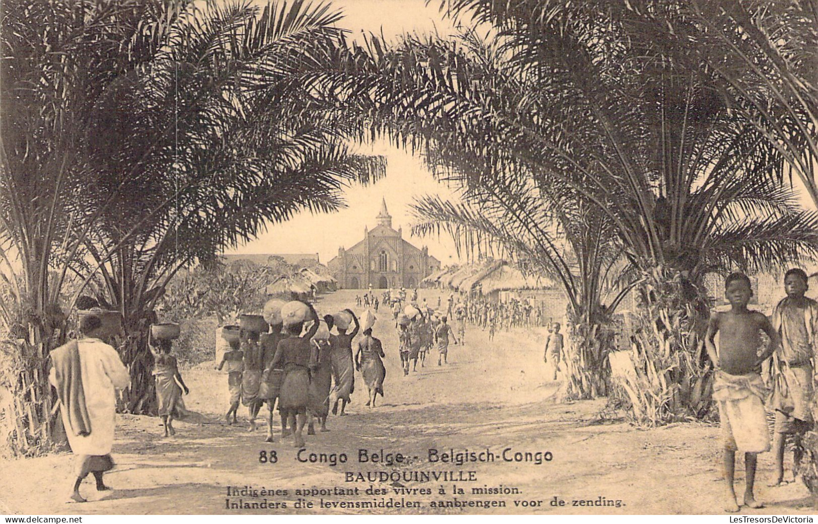 CONGO BELGE - BOUDOUINVILLE - Indigènes Apportant Des Vivres à La Mission - Carte Postale Ancienne - Belgian Congo