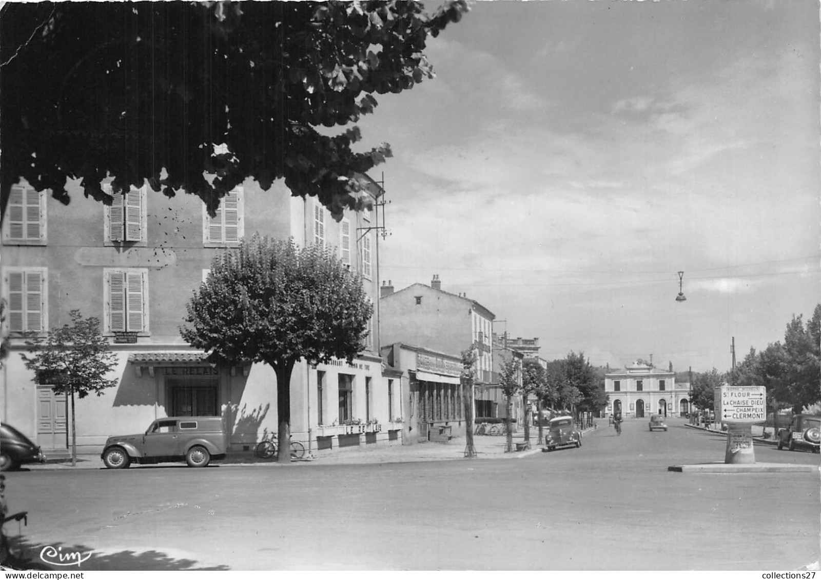 63-ISSOIRE- L'AVENUE DE LA GARE - Issoire