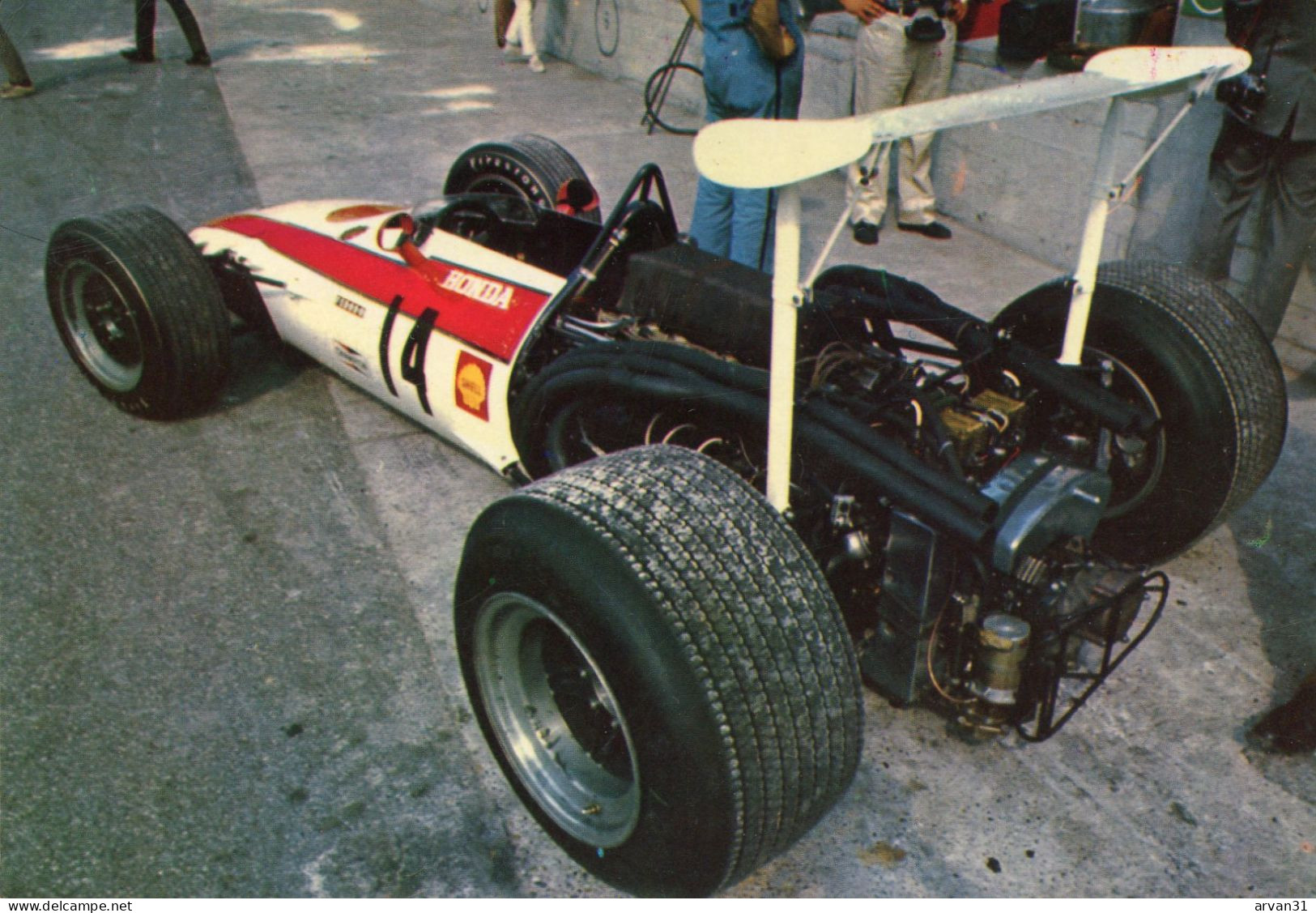 MONZA - HONDA F 1  1968 De John SURTEES - - Grand Prix / F1