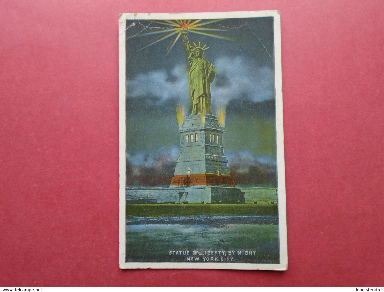 CPA STATUE DE LIBERTY BY NIGHT NEW YORK CITY   ECRITE NON VOYAGEE - Vrijheidsbeeld