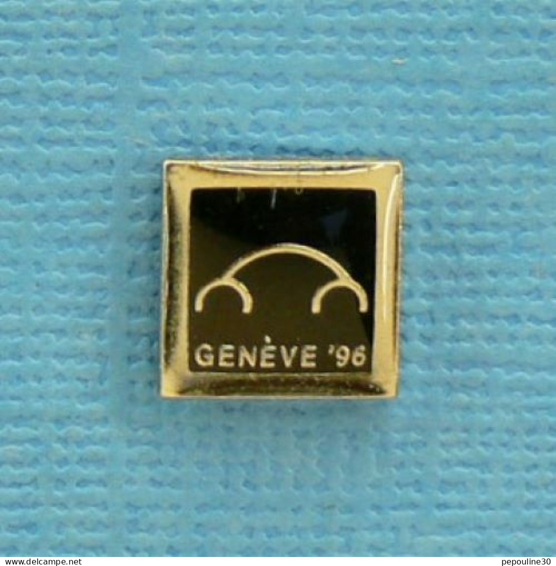 1 PIN'S //  ** VOLKSWAGEN / NEW BEETLE / GENÈVE '96 ** - Volkswagen
