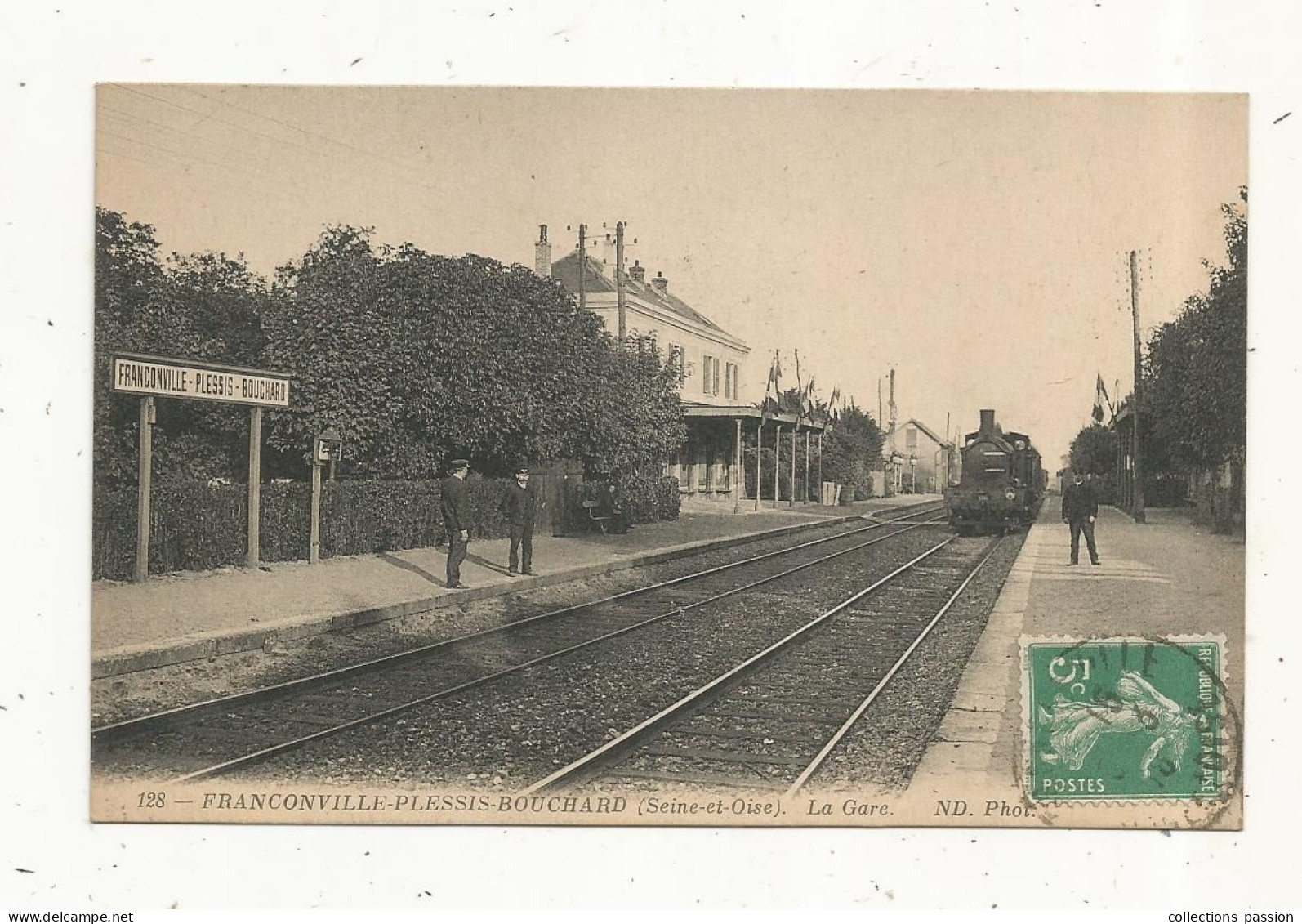 Cp, Chemin De Fer, La Gare Avec Train, FRANCONVILLE-PLESSIS-BOUCHARD ,  Voyagée - Estaciones Con Trenes