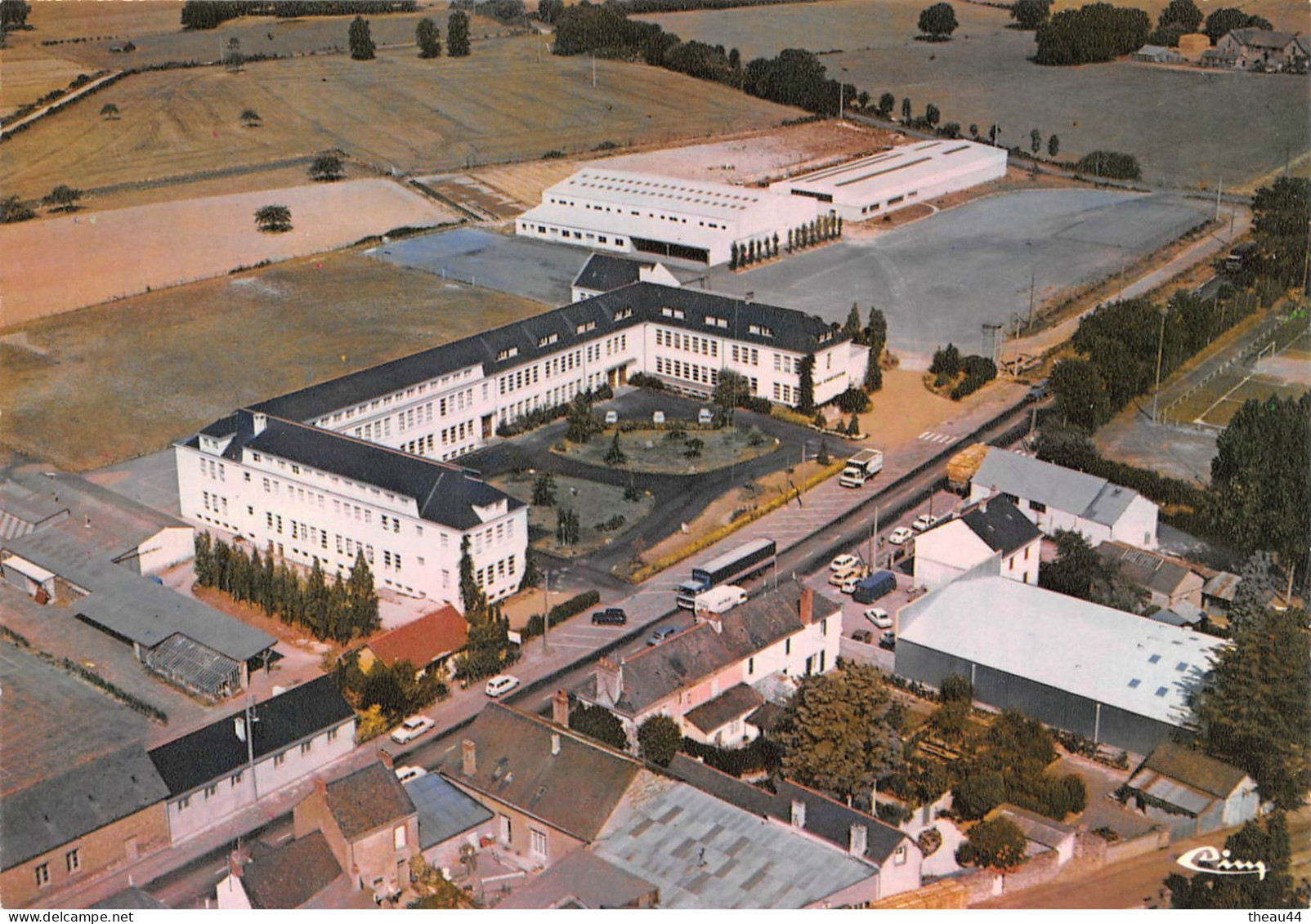 DERVAL - Lot De 3 Cpm - Ecole Secondaire D'Agriculture - Spécialisée Dans L'Elevage Et La Mécanique Agricole - Le Stade - Derval