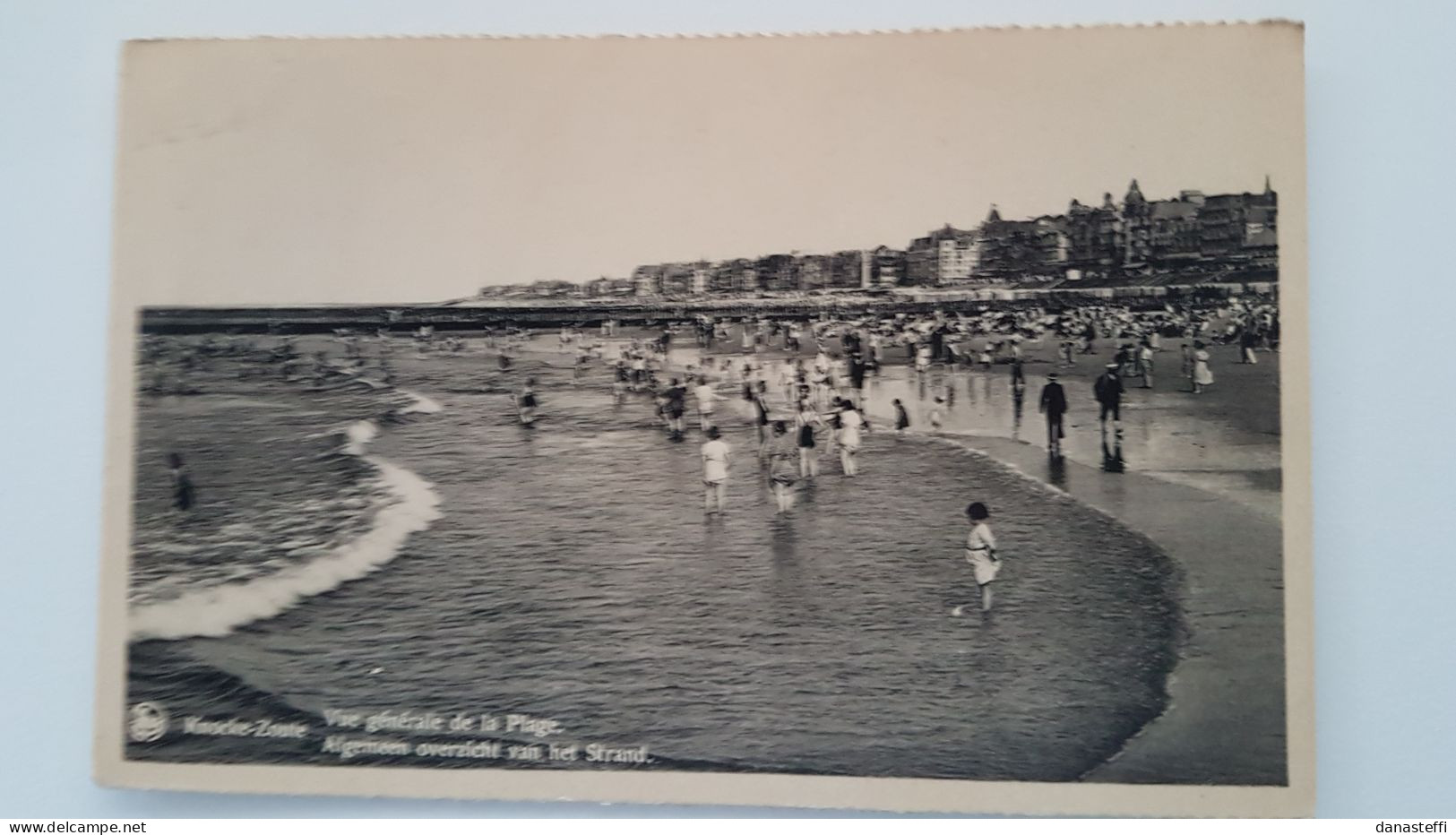 KNOCKE-ZOUTE  ALGEMEEN OVERZICHT VAN HET STRAND - Knokke