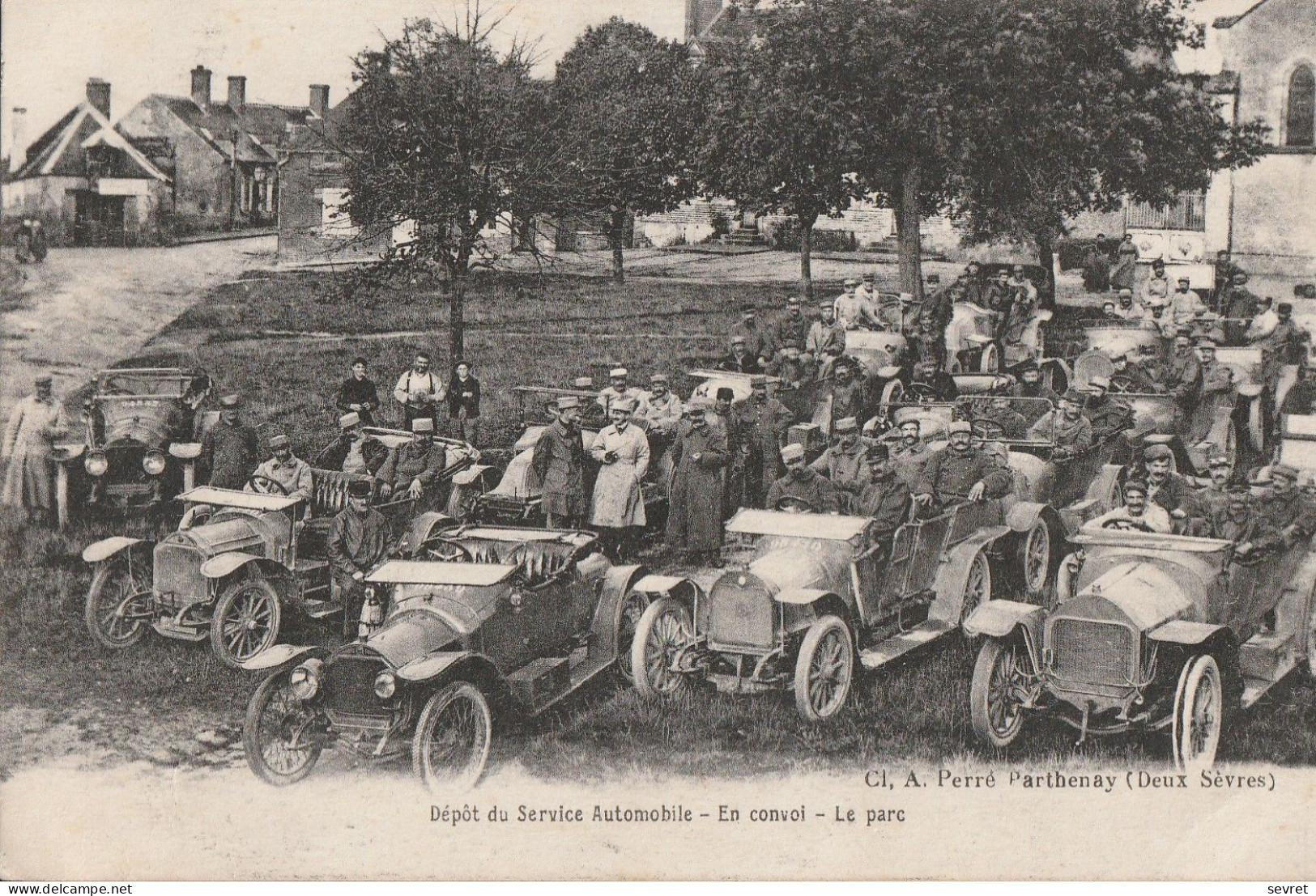 ORLEANS. - Dépôt Du Service Automobile - En Convoi - Le Parc. Belle Correspondance De 1917 - Orleans