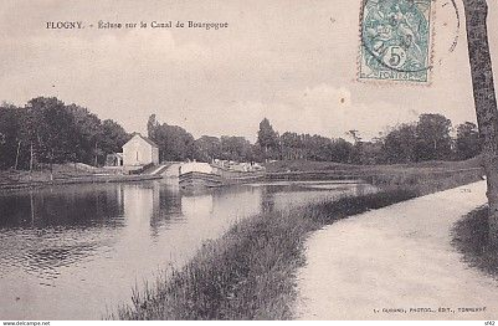 FLOGNY                     ECLUSE DU CANAL DE BOURGOGNE. 1 PENICHE - Flogny La Chapelle