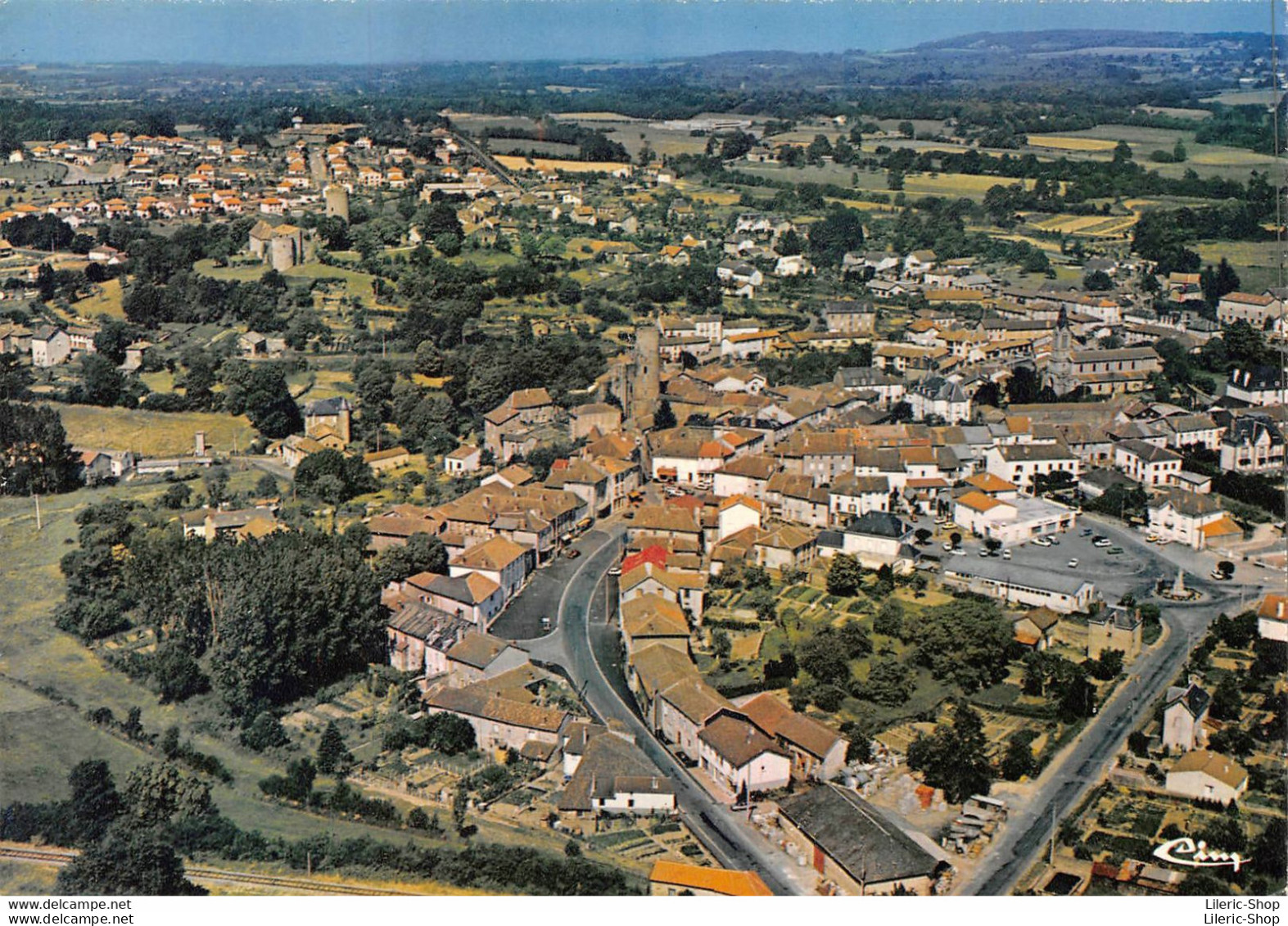 CHÂLUS (87) CPSM ±1970 - Vue Aérienne - Éd. COMBIER - - Chalus