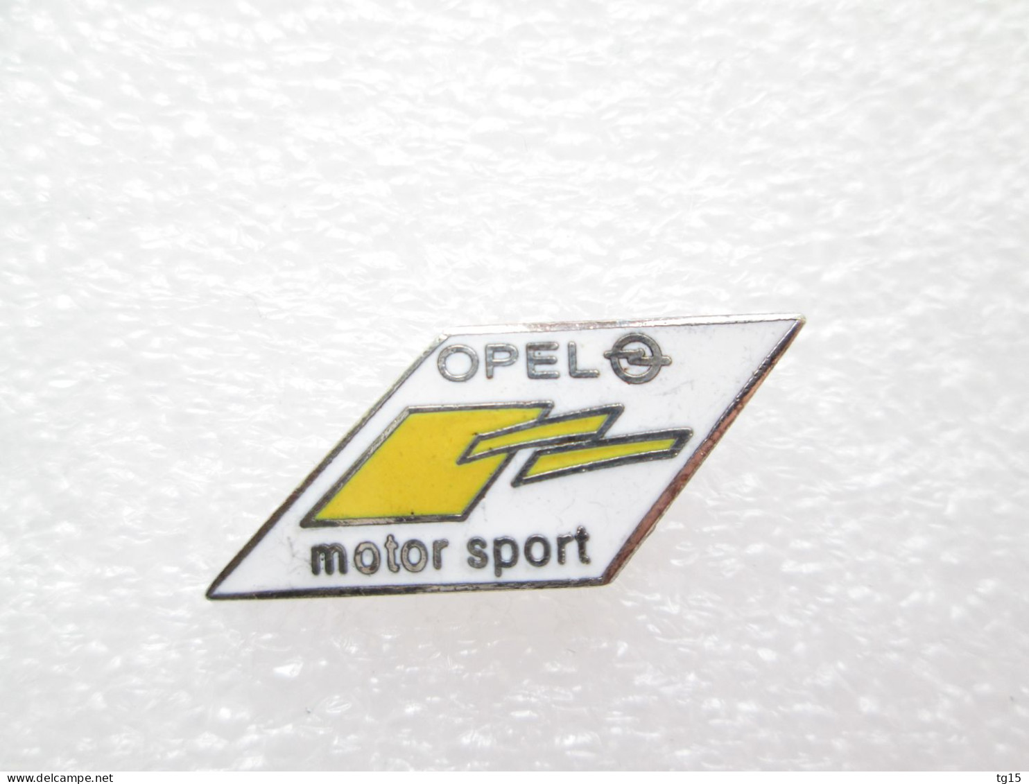 PIN'S    OPEL   MOTOR SPORT   Email Grand Feu - Opel