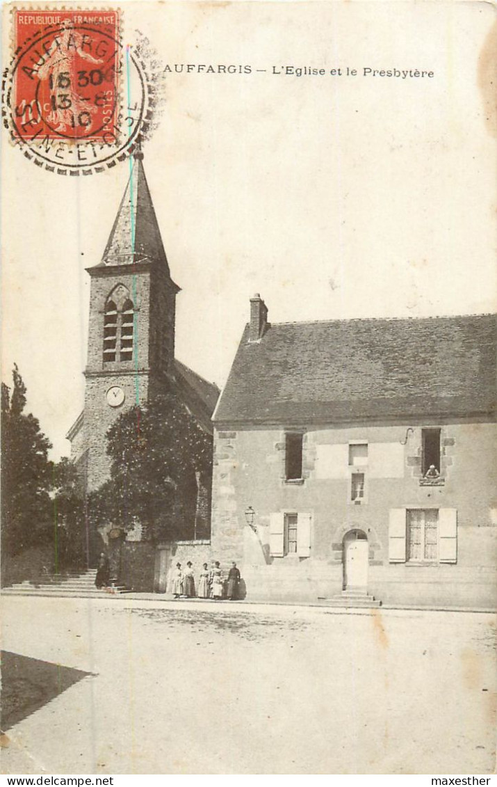 AUFFARGIS L'église Et Le Presbytère - Auffargis