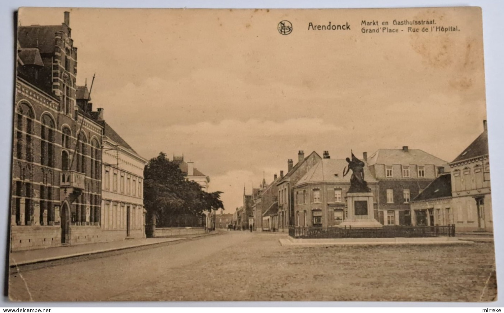 @J@  -  ARENDONCK  -  Markt En Gasthuisstraat  -  Zie / Voir Scan's - Arendonk