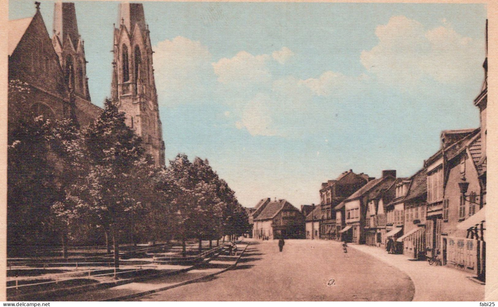 SARRALBE PLACE DE L EGLISE - Sarralbe