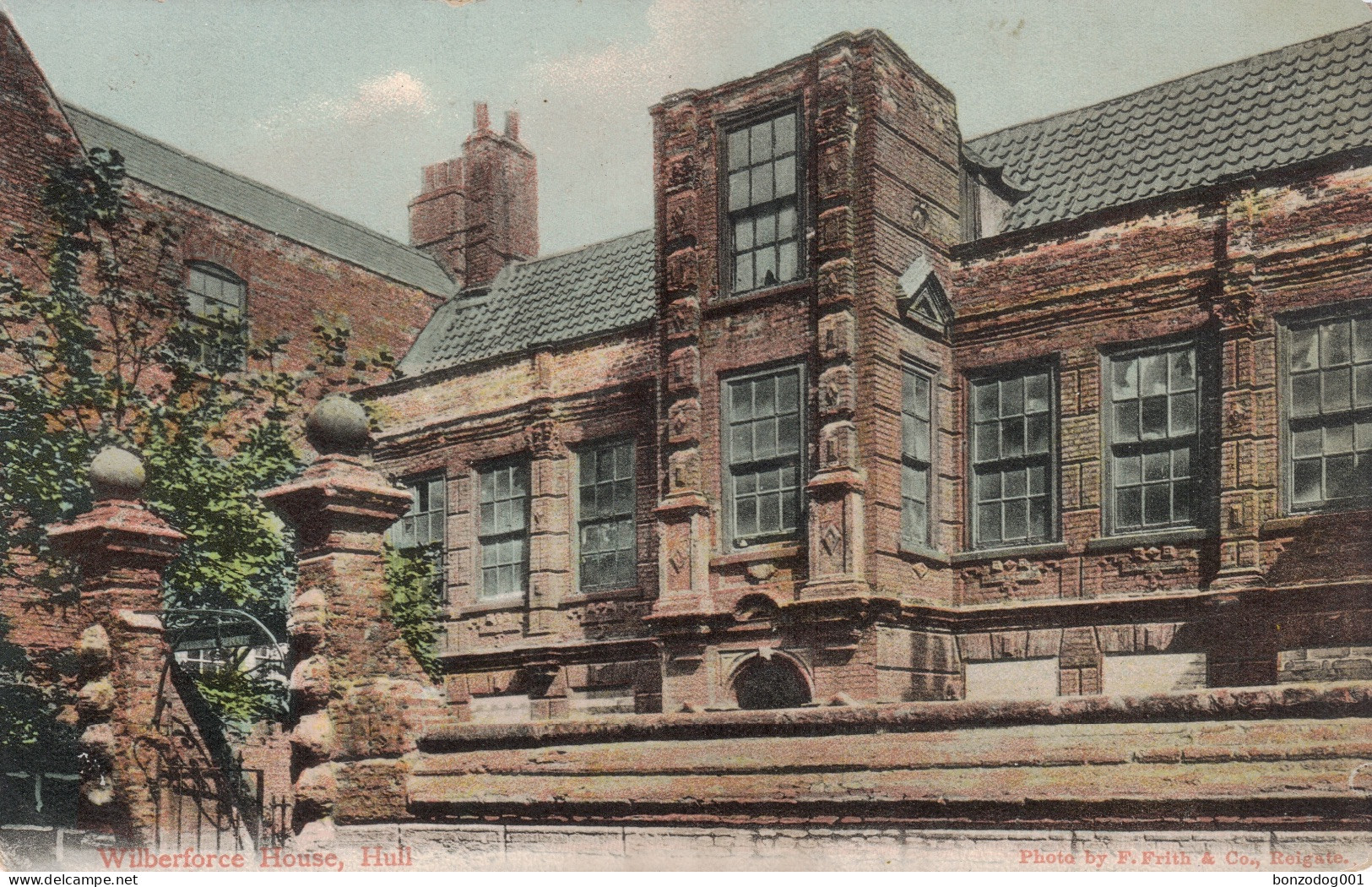 Misch & Co Postcard Wilberforce House, Hull. Unposted - Hull