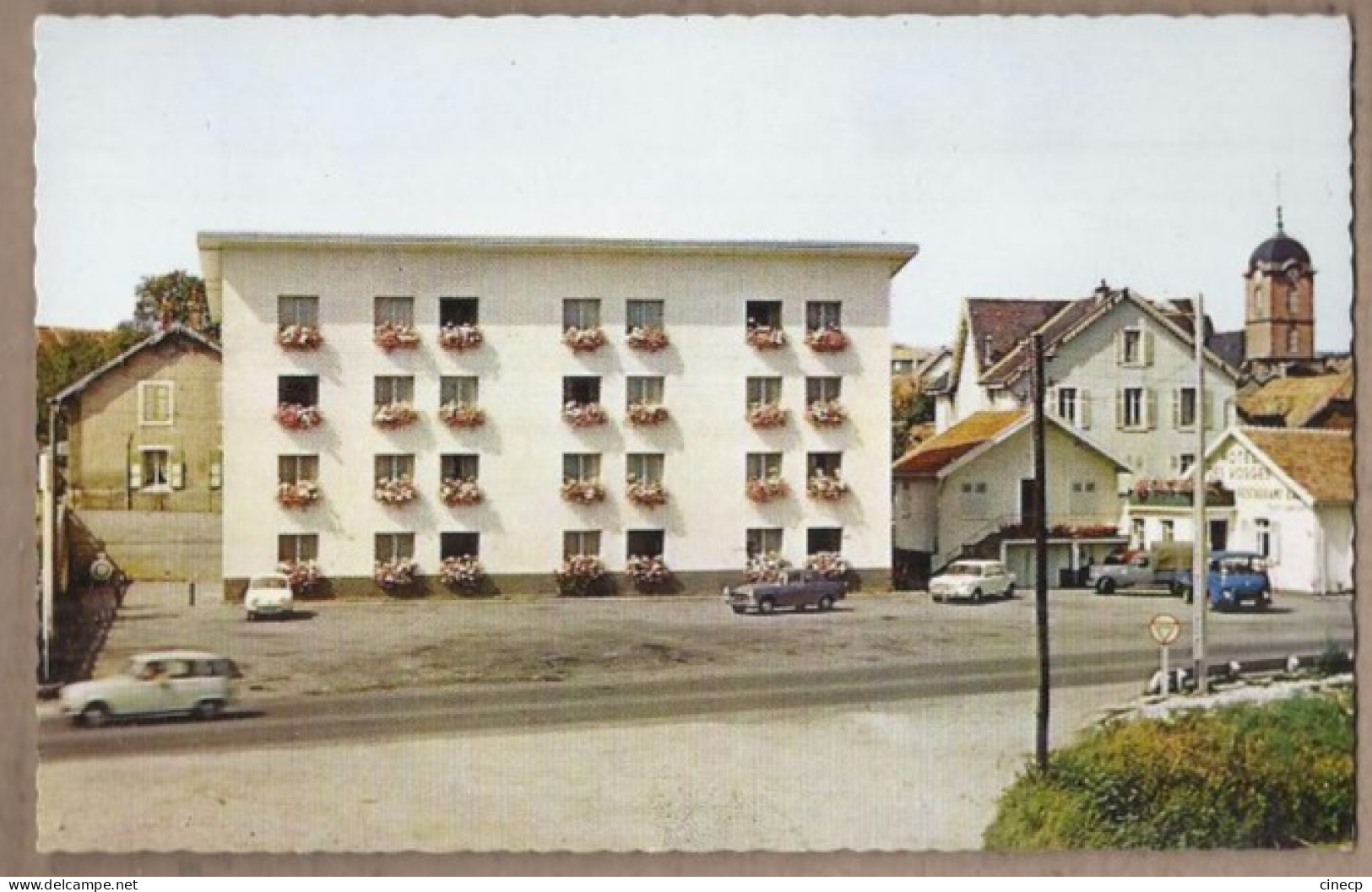 CPSM 90 - CHATENOIS Les FORGES - " HOTEL DES VOSGES " TB Façade AUTOMOBILES Relais Routier - Châtenois-les-Forges