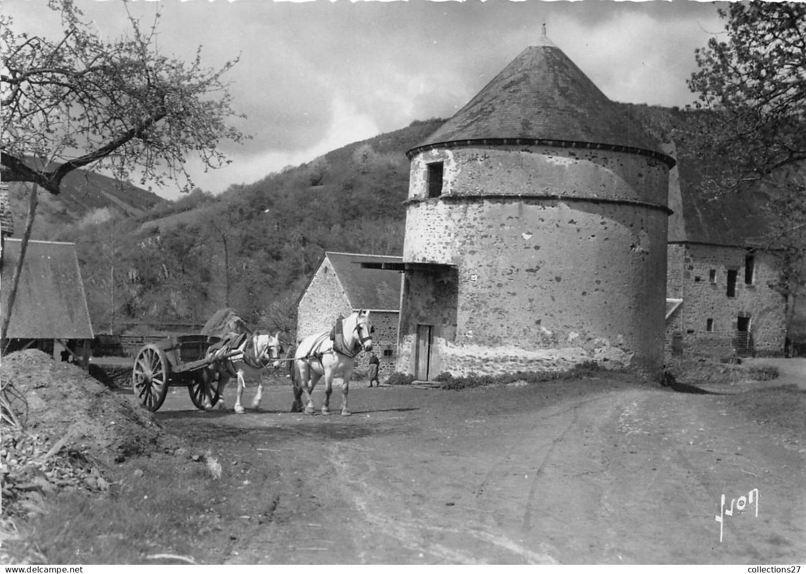 72-SAINT-LEONARD-DES-BOIS- LA FERME DE L'INTHE XVIe S LES ALPES MANCELLES - Saint Leonard Des Bois