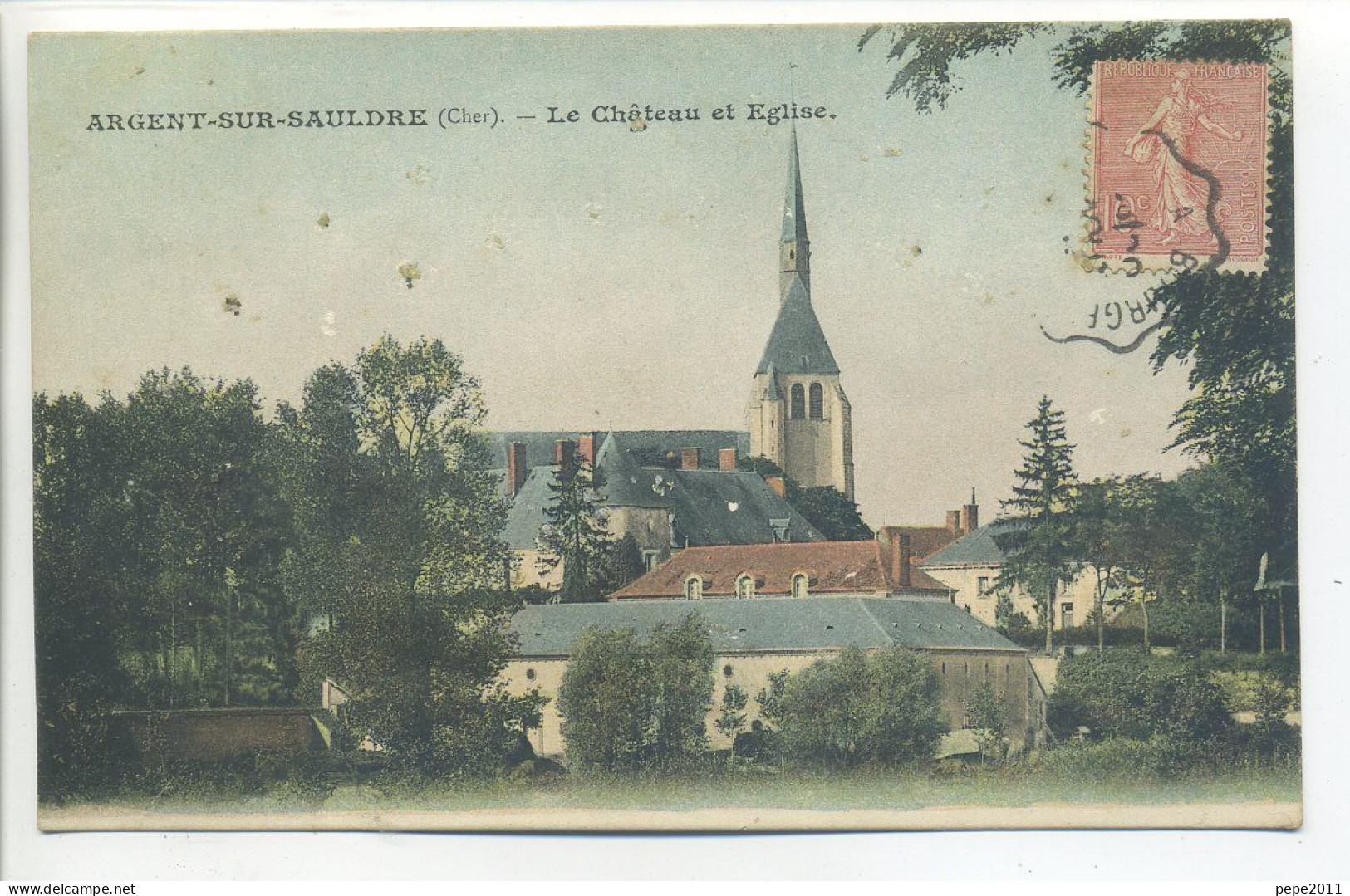 CPA [18] Cher - Argent-sur-Sauldre - L'église Et Le Château - Vue Peu Commune - Argent-sur-Sauldre