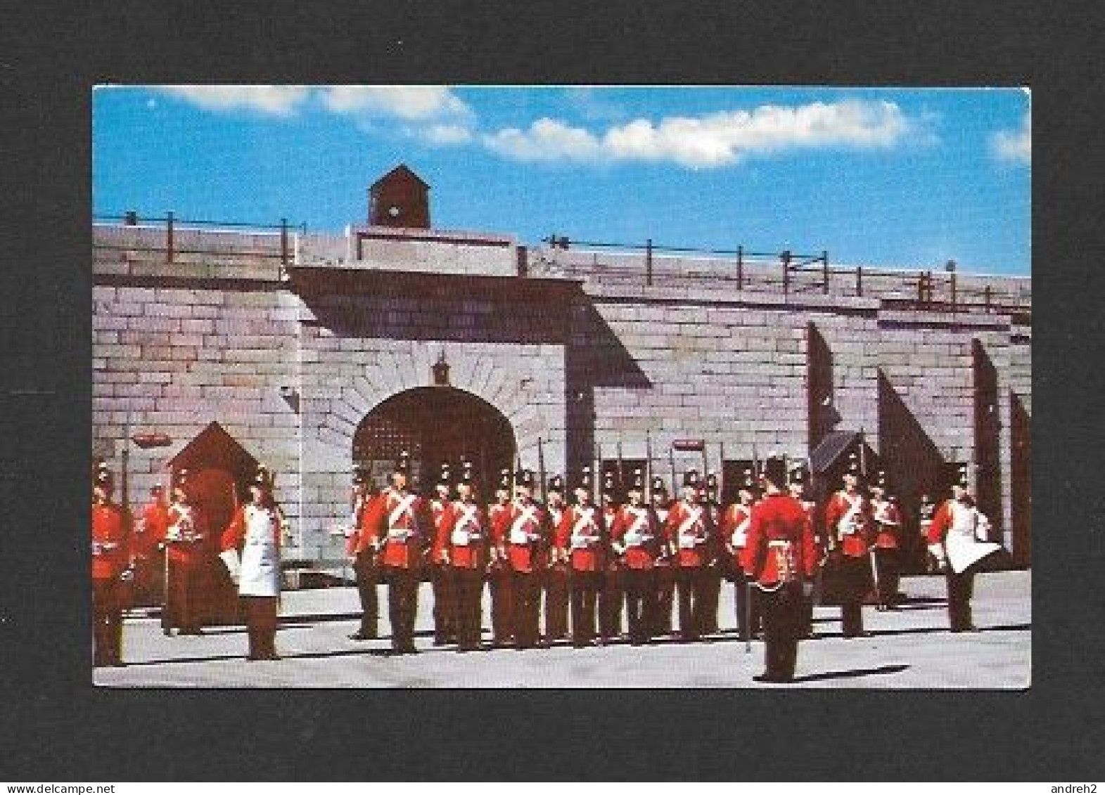 KINGSTON - ONTARIO - OLD FORT HENRY GUARD ON PARADE - BY MIKE ROBERTS - Kingston