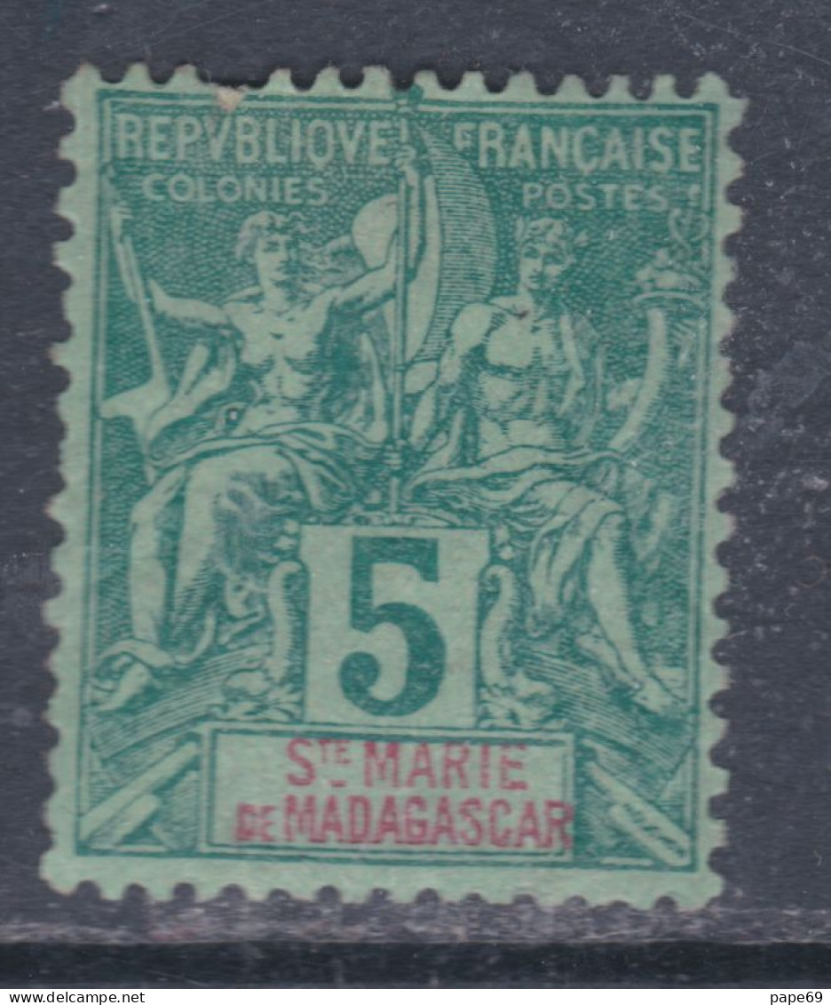 Sainte-Marie De Madagascar N° 4 X Type Groupe : 5 C. Vert Trace De Charnière Sinon TB - Ongebruikt